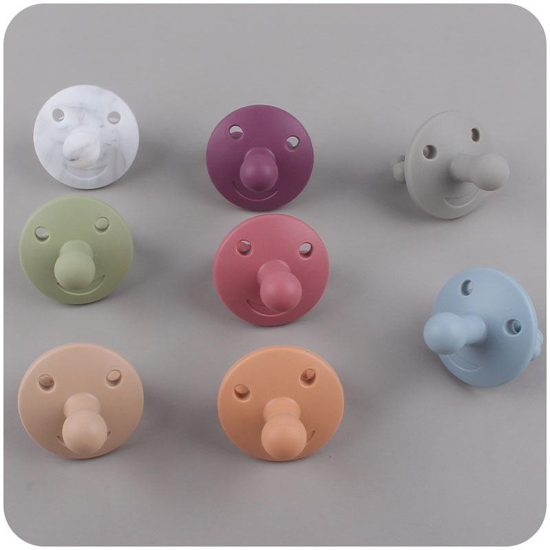 Silikonowy smoczek dla niemowl – Baby Food Game recenzja i cena